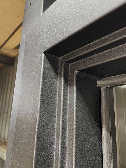 Входная дверь  