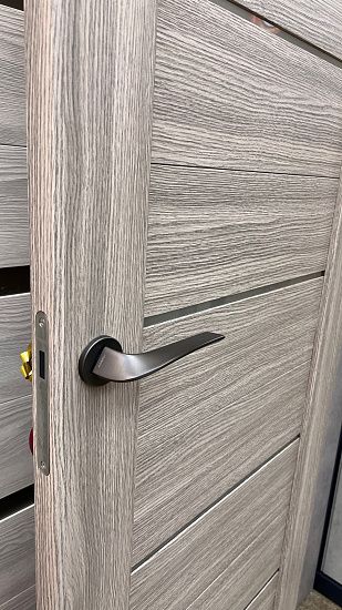 Межкомнатная дверь  